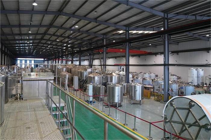 精酿啤酒厂与其他啤酒厂之间有哪些不同？